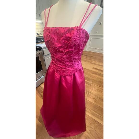ROBERTA  90S PINK SATIN PRINCESS HEM FLOOR LENGTH CORSET BACK GOWN WOMENS  6 - Picture 5 of 12
